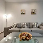 2br Fully Ac & 10 Min Walk To Balluta